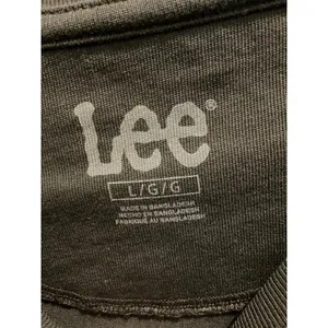 Lee® Women's Relaxed Crew Sweatshirt, Sizes L thumbnail 3