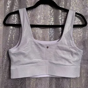 Fabletics Gold Harlyn Hologram Sparkly Shimmering Sports Bra S/M thumbnail 2
