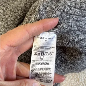 Old‎ Navy Gray Slouchy Turtleneck Sweater Size medium thumbnail 7