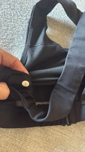 Lululemon Black Sports Bra thumbnail 4