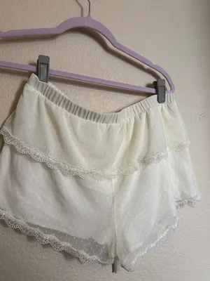 Aerie‎ Cream Lace Ruffled Boxer Shorts Size medium cream coquette sleep NEW thumbnail 4