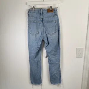 Madewell Curvy Perfect Vintage Jean Coney Wash Distressed High‎ Rise Womens 24 thumbnail 5