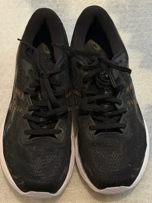 Oasis Women's Black Athletic Sneakers with Gold Accents thumbnail 3
