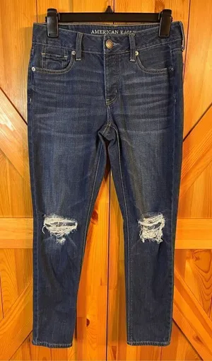 American Eagle Women's Size 0 Blue Tom Girl Distressed Dark Wash Stretch Jeans ( thumbnail 1