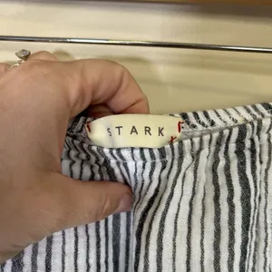 Stark‎ X Wide Legged Side Slit White & Blue Striped Pants Women's XS USA Cotton thumbnail 2