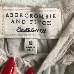 Abercrombie & Fitch Grey with Floral Print Tank. Size Medium thumbnail 6