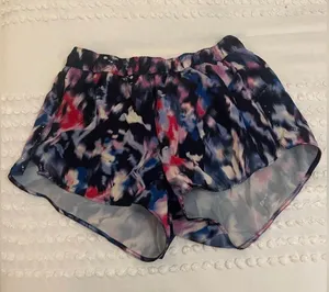 Old Navy Active Shorts thumbnail 1