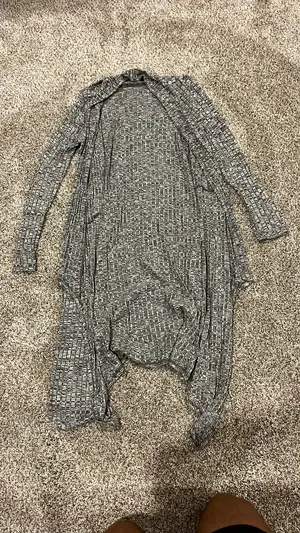 Eoliysta Gray Cardigan Women’s Size M thumbnail 1