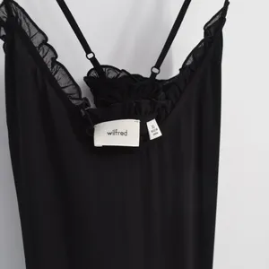 Aritzia Wilfred Sunshine Midi Dress Black Women's XS Tiered Romantic Whimsical thumbnail 5