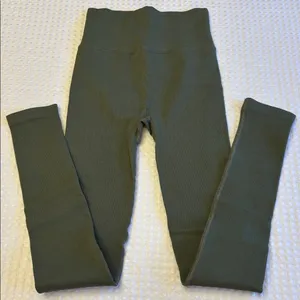 NEW! Free People Movement Dark Olive Sage Forest Green Ribbed Leggings Size XS/S thumbnail 1