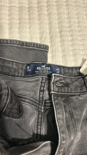 Hollister Dad Jeans thumbnail 3