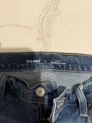 Old Navy Mid-Rise Boyfriend Loose Jeans thumbnail 3
