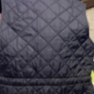 Gap Black Light Quilted Vest Size Small
Spring, Fall thumbnail 4