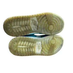 Jordan Air 1 Low GS 7Y 8.5W Glacier Blue White‎ Iridescent Sneakers FN7366-400 thumbnail 7