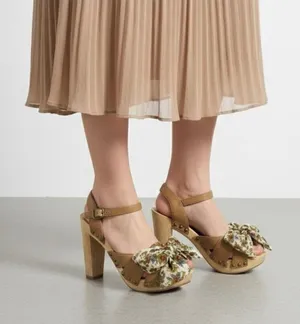 Vintage CROWN women’s wood platform heels "miss america" floral fabric bow Sz 7M thumbnail 1