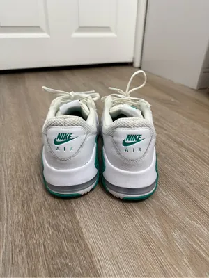 Nike White and Green Air Max Running Shoes thumbnail 4