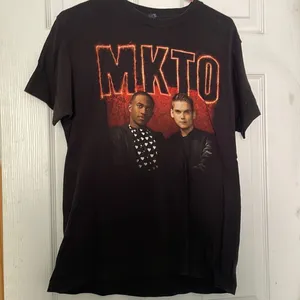 MKTO concert shirt Size L thumbnail 1