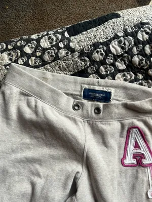 American Eagle Outfitters Light Gray Track Pants with Pink AE Patch thumbnail 3