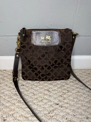 Y2K Coach Signature Op Art Madison Crossbody Bag in Brown Coach Monogram Purse thumbnail 2