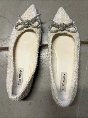 Steve Madden Elina Crystal Bow Pointed Toe Ballet Flat Size 8 thumbnail 1