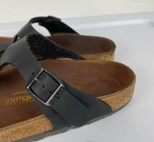 Birkenstock Gizeh Black Leather Sandals Womens Sz 38 / US 7 thumbnail 7