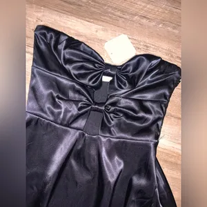Altar’d state NEW Satin Mini Dress - strapless sexy bow details XXS NWT thumbnail 5
