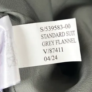 Banana Republic Standard Wool Flannel Blazer in Gray Flannel Size 6 Workwear thumbnail 9