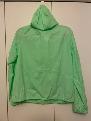 lululemon athletica Lightweight Hooded Utility Jacket in Mint thumbnail 4