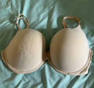 Victoria's Secret full coverage wireless 38DD Beige thumbnail 1