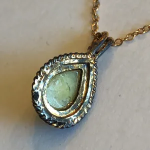 Vintage Gold Filled White Iridescent Flakes Dainty Teardrop Necklace thumbnail 7