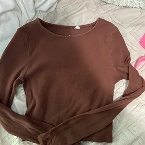 PacSun Cropped long sleeve thumbnail 1