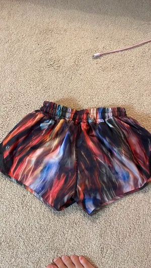 Lululemon Shorts thumbnail 3