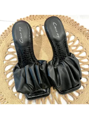 Circus by Sam Edelman Slade Sandal US 7 Black Faux Leather Quiet Luxury Chic thumbnail 4