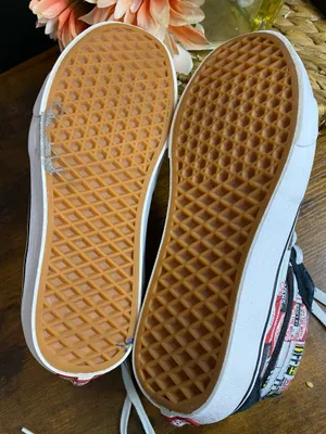 RARE🔥 VANS Sk8-Hi BOX LOGO Shoes Mens size 8 Womens 9.5 thumbnail 7