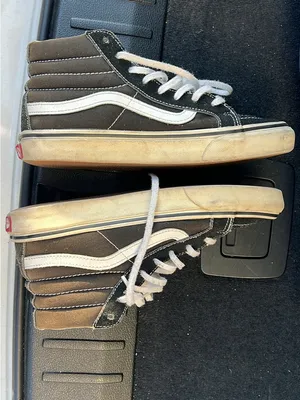 Vans Classic Sk8-Hi Black High-Top Sneakers thumbnail 5