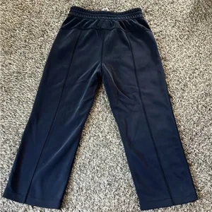 Lululemon Softstreme High-Rise Straight Leg Crop thumbnail 10