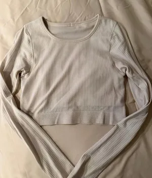 Lululemon Ebb To Street Long Cropped Sleeve thumbnail 1