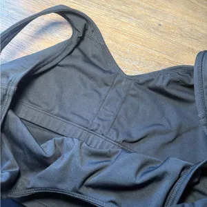 Women's Black Sports Bra Top thumbnail 7
