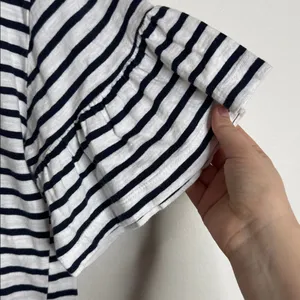 Zara Deep Navy/White Striped Short Ruffle Sleeve Boxy Cut Top/Tee size M thumbnail 5