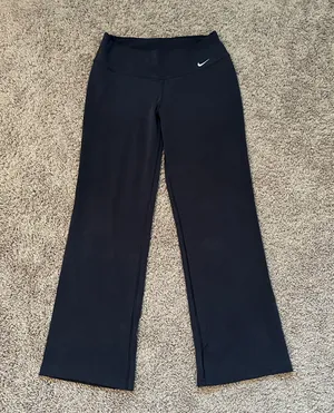 ‼️ Flare Leggings‼️ thumbnail 2