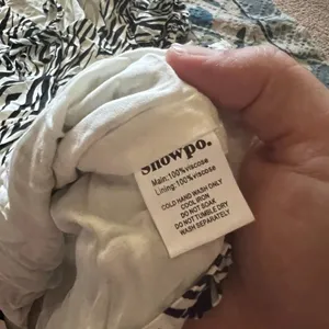Showpo size 4 dress‎ thumbnail 5