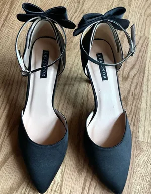 Elegant dressy mid high heels 🌹 thumbnail 1