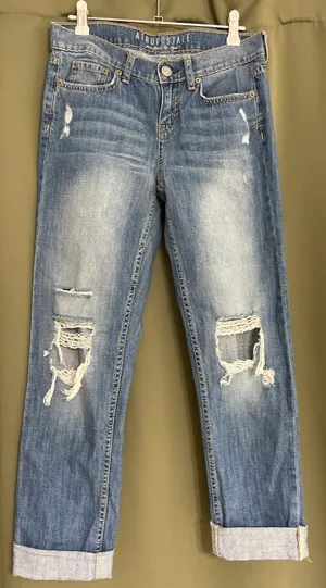 Aeropostale Boyfriend Jeans thumbnail 1