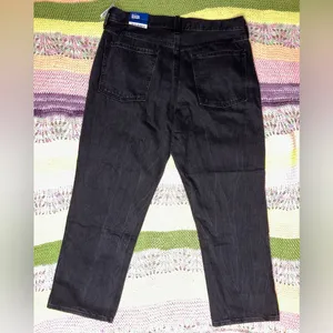 NWT Old Navy Black High Rise Slouchy Crop Jeans Size 12 thumbnail 3