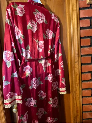 California Dynasty Floral Satin Wrap Robe - Burgundy thumbnail 3