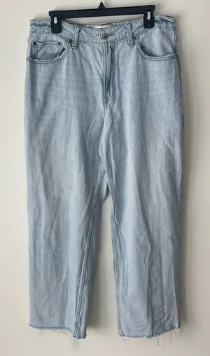 Abercrombie & Fitch The Loose High Rise Jeans Light Wash Raw Distressed Hem thumbnail 1