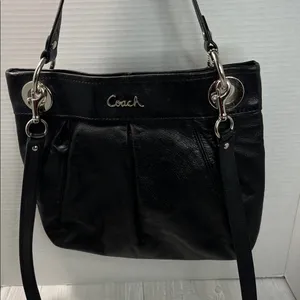 Coach Ashley Elegant Black Leather Shoulder Bag thumbnail 5