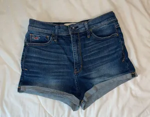 Hollister High-Rise Shorts thumbnail 1