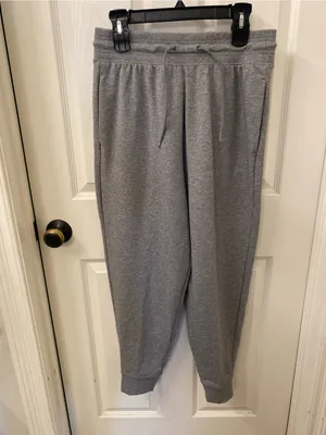 Nike Women's Heather Gray High-Waist Jogger Pants thumbnail 2