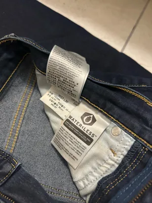 Levi’s 312 Women’s Shaping Slim Jeans thumbnail 5